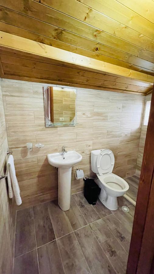 Denis Guesthouse 1930 Gjirokastër Eksteriør billede
